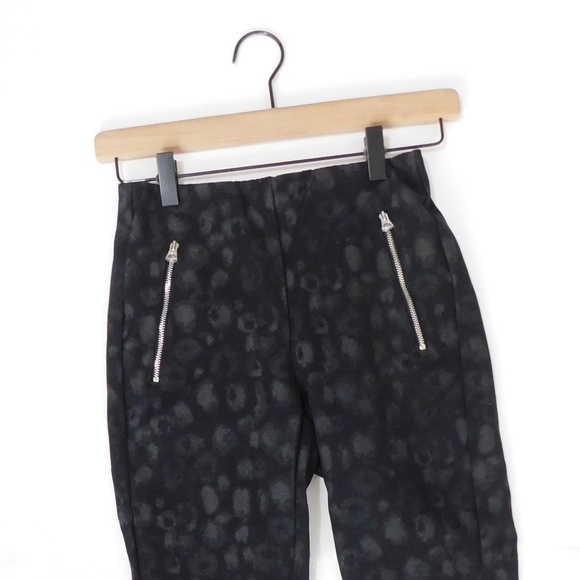 RAG & BONE Simone Leopard Print Zip Pocket Pants Black Gray Animal Crop Size 0 - Picture 5 of 16
